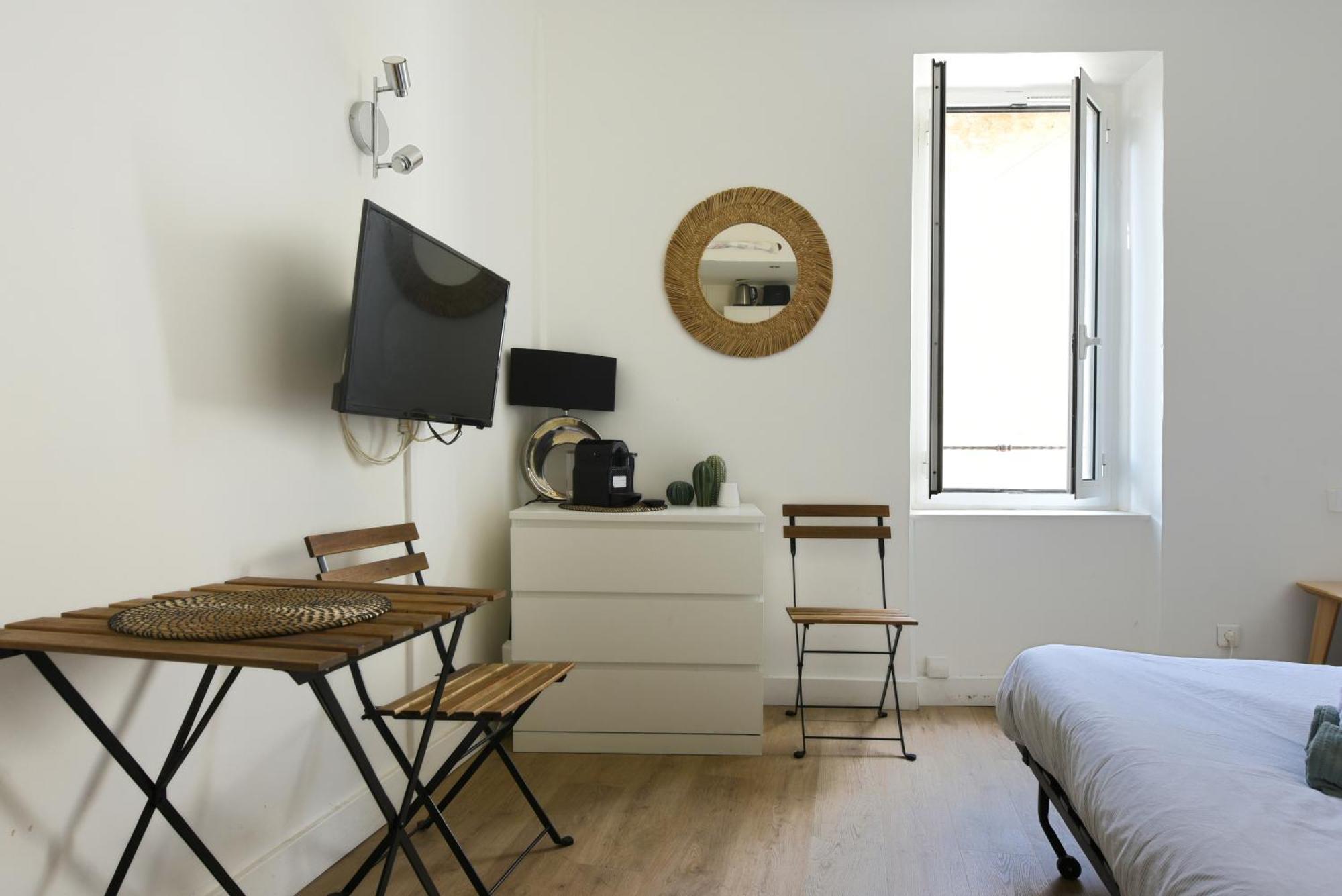 Studio Garrigue La Fare-les-Oliviers ภายนอก รูปภาพ
