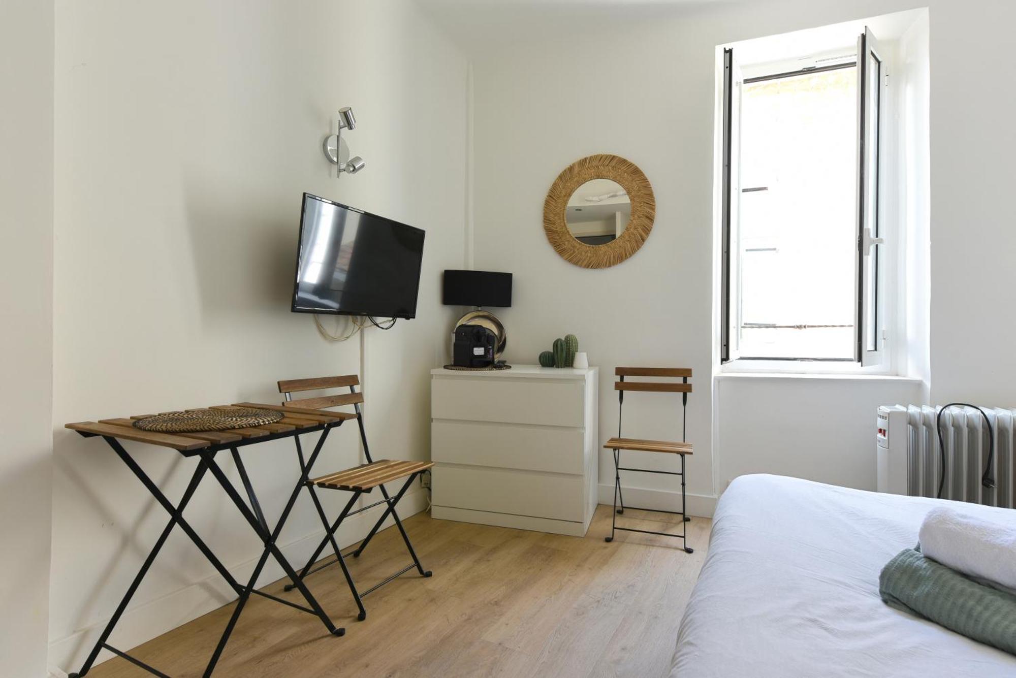 Studio Garrigue La Fare-les-Oliviers ภายนอก รูปภาพ