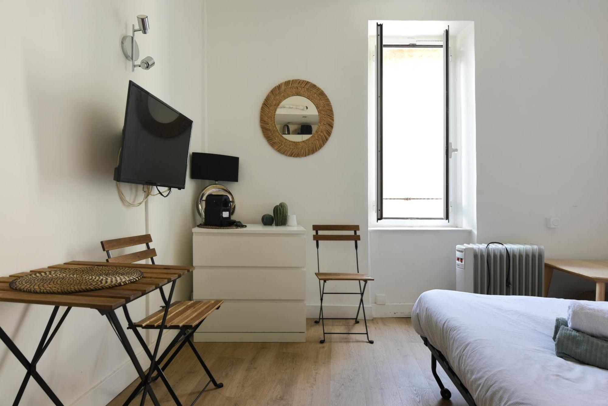 Studio Garrigue La Fare-les-Oliviers ภายนอก รูปภาพ